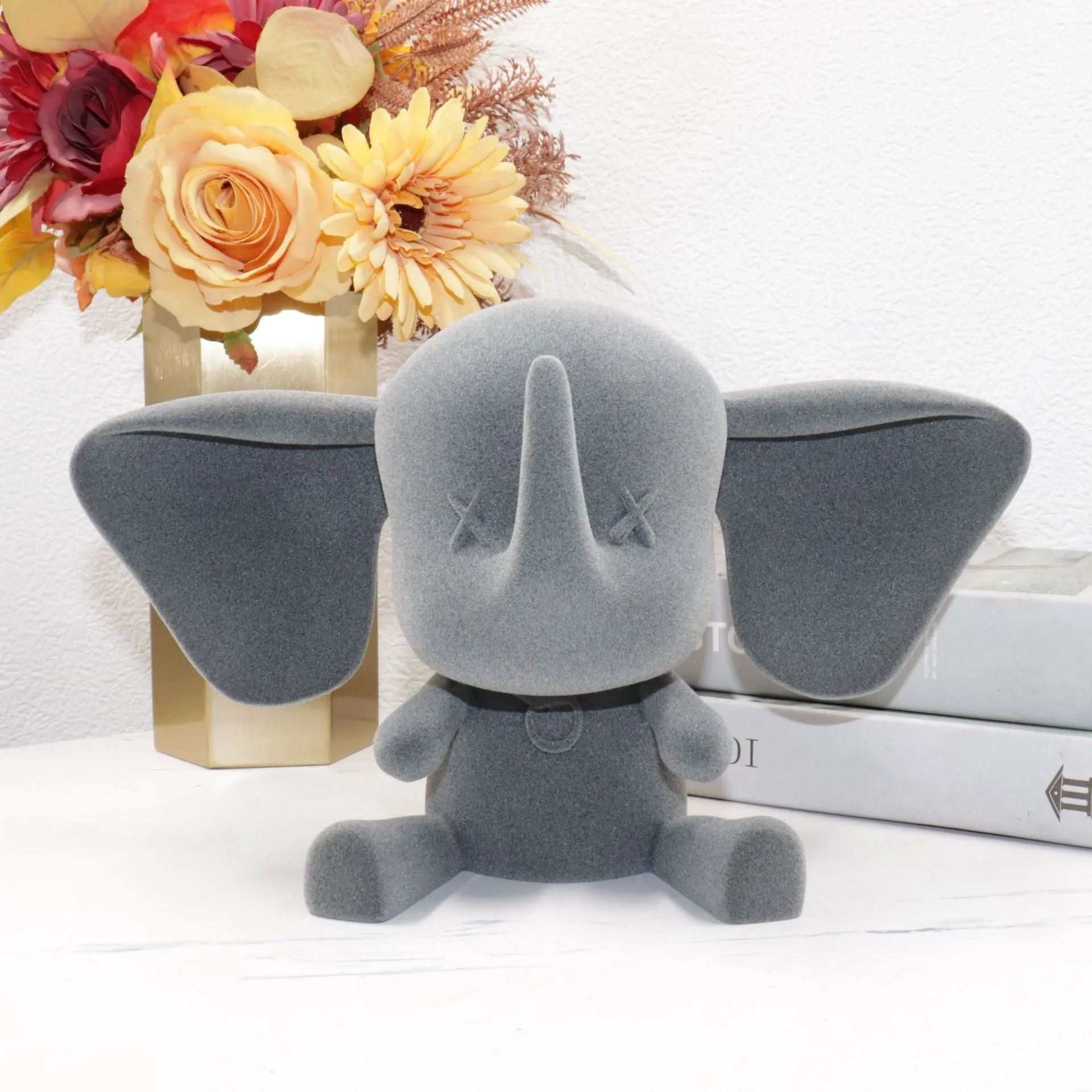 Elephant tray
